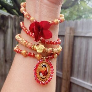 Handmade set of 4 bracelets 🌹